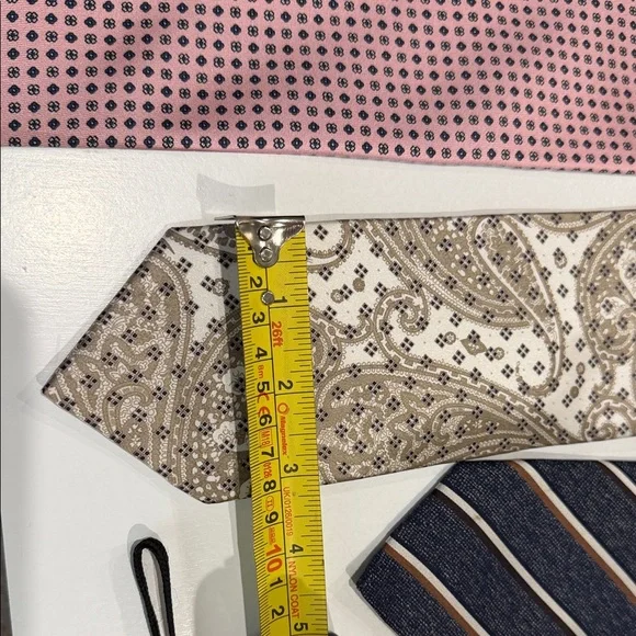 Dolcepunta Men's Tie Set of 3 - Pink, Navy, and Beige - Picture 5 of 5